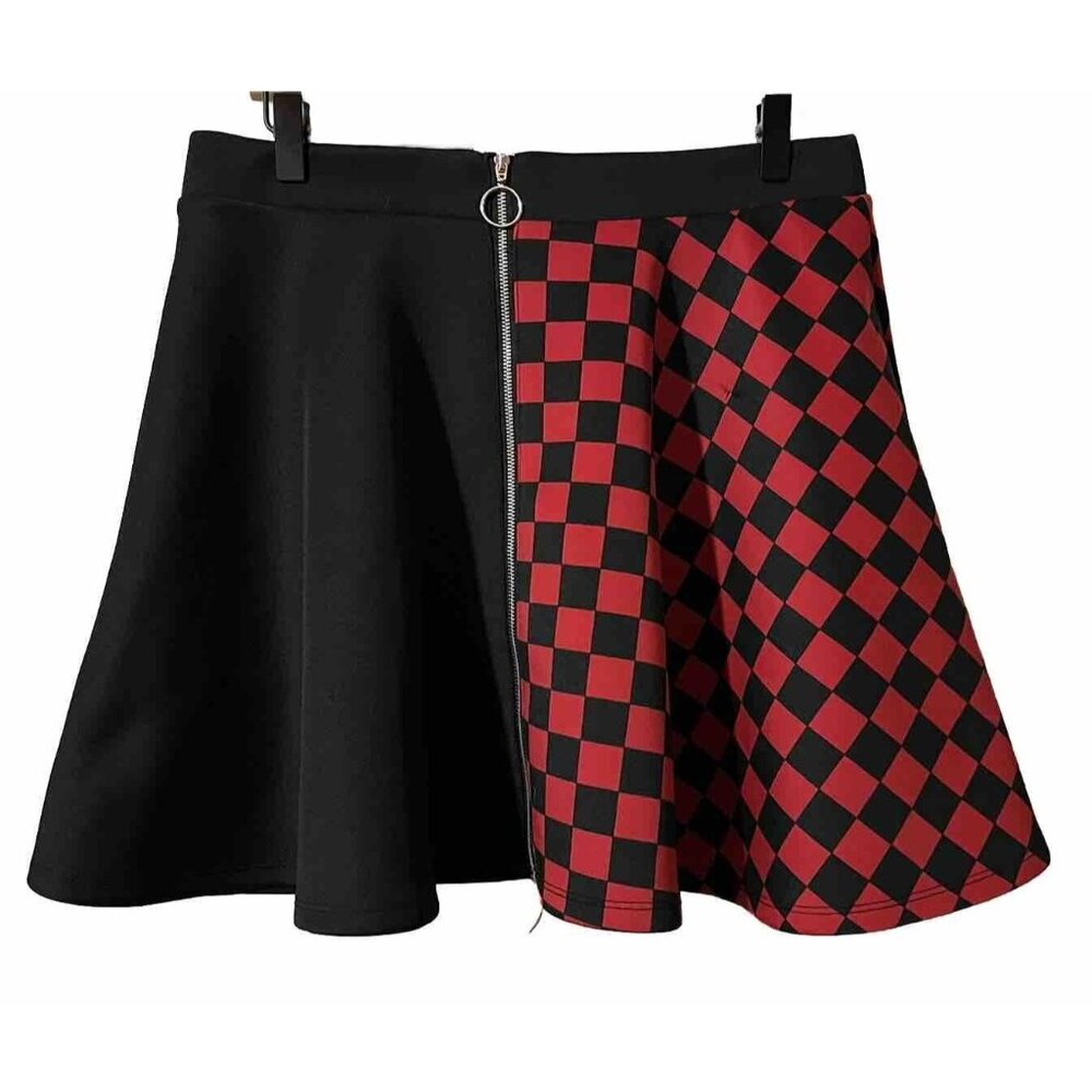 Hot Topic Women's Large Unlined Full Zip Skirt 1/2 Black 1/2 Red & Black Check